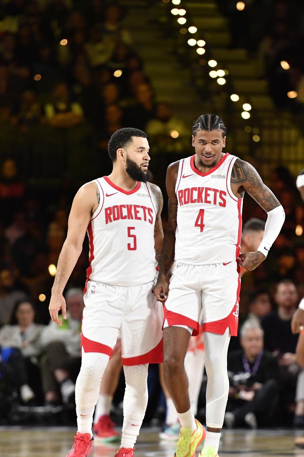 包含集结日全明星赛焦点战;休斯敦火箭遗憾出局;信心回归;细节决定成败的词条 包含集结日全明星赛焦点战;休斯敦火箭遗憾出局;信心回归;细节决定成败的词条