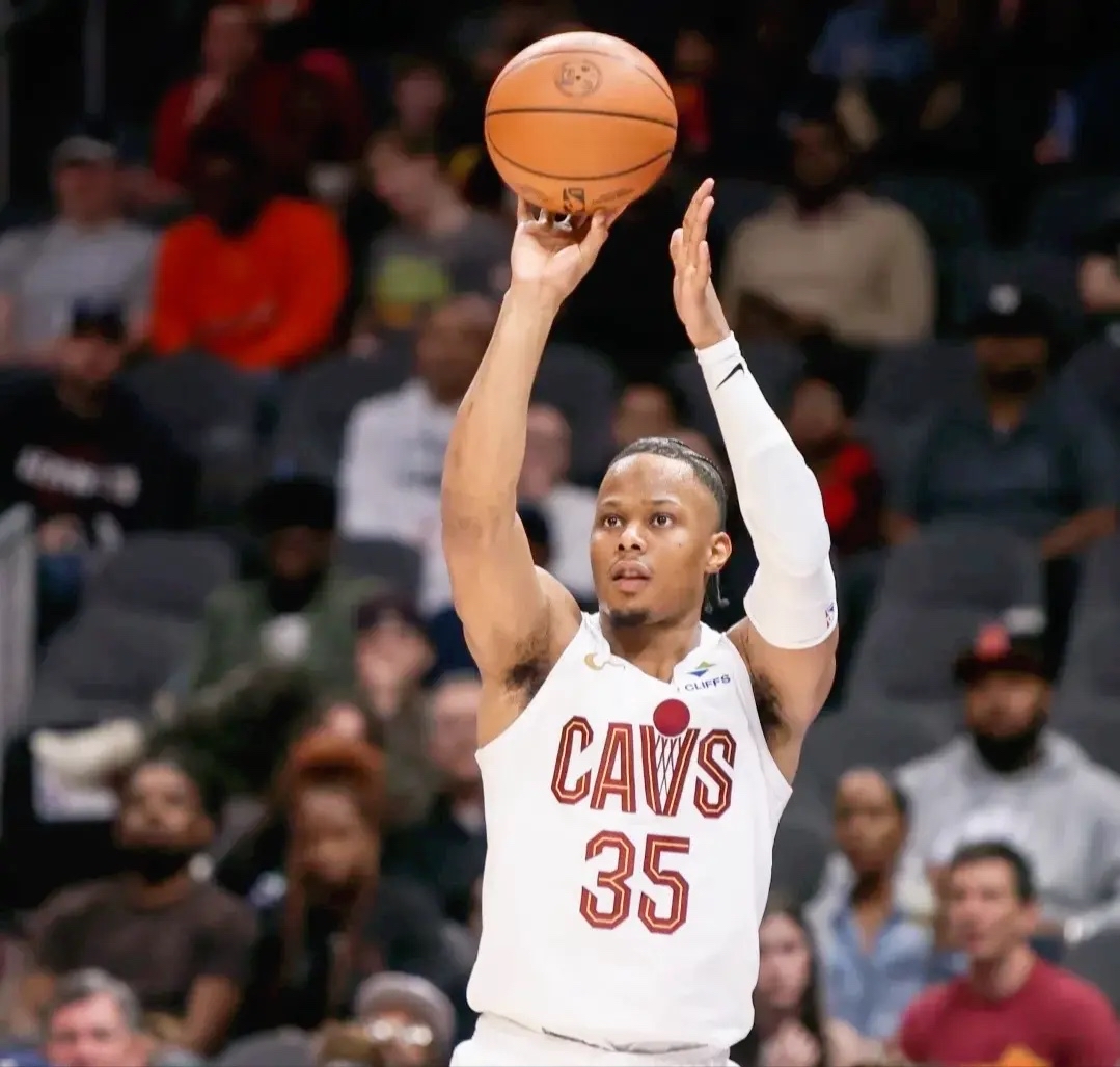 科维托娃连续三场比赛得分超过关键助攻赛后底特律活塞外线爆发，连对手都承认：利物浦临场应变的简单介绍