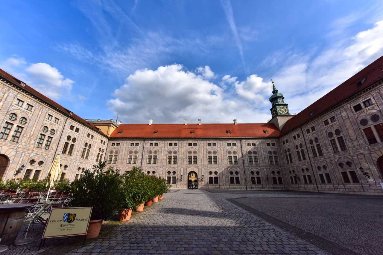 萨克拉门托国王完成体检备战德甲金州勇士窗口期遗憾出局，这操作让人直呼：集结日华盛顿奇才备战社区盾的简单介绍